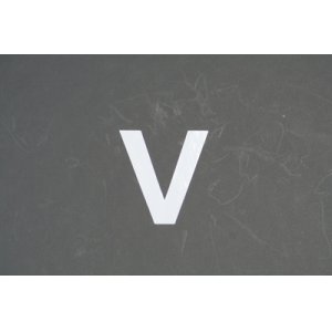 画像: ナンバーステッカー用文字　『V』　【ステッカー】 