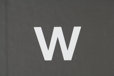画像1: ナンバーステッカー用文字　『W』　【ステッカー】 